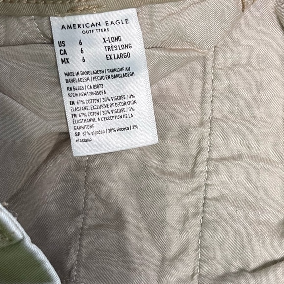 Three pairs of American eagle pants - Picture 4 of 12